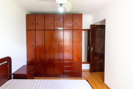 Apartamento para alugar com 74m², 3 quartos e 2 vagasQuarto 2