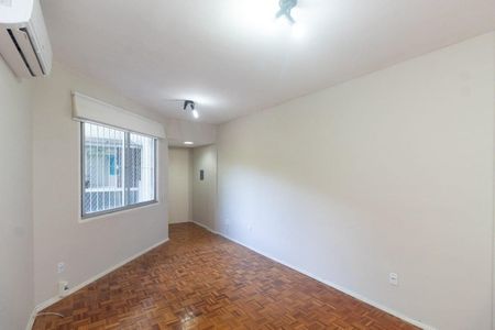 Sala  de apartamento para alugar com 2 quartos, 65m² em Centro Histórico, Porto Alegre