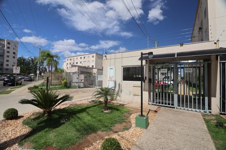 Apartamento para alugar com 42m², 1 quarto e 1 vagaFachada e portaria