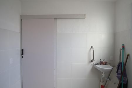 Banheiro de apartamento para alugar com 1 quarto, 42m² em Mato Grande, Canoas