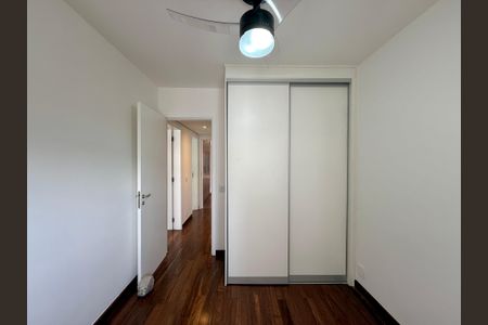 Apartamento para alugar com 123m², 3 quartos e 2 vagasQuarto 2