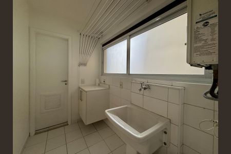 Apartamento para alugar com 123m², 3 quartos e 2 vagasÁrea de Serviço