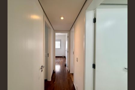 Apartamento para alugar com 123m², 3 quartos e 2 vagasCorredor Quartos 