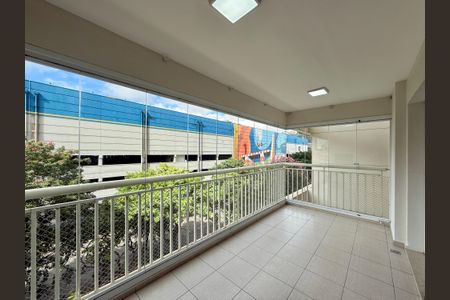 Apartamento para alugar com 123m², 3 quartos e 2 vagasVaranda