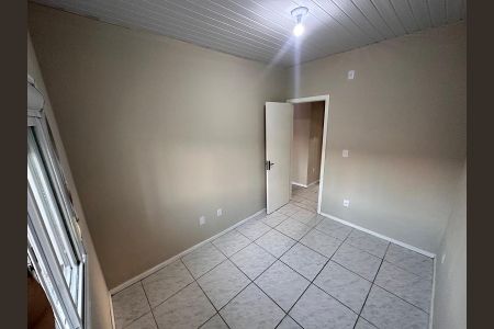 Quarto de casa à venda com 2 quartos, 70m² em Olaria, Canoas