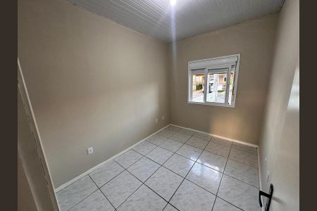 Quarto de casa à venda com 2 quartos, 70m² em Olaria, Canoas