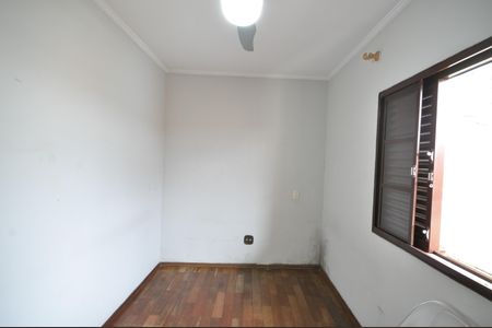Casa à venda com 150m², 3 quartos e 3 vagasQuarto 2
