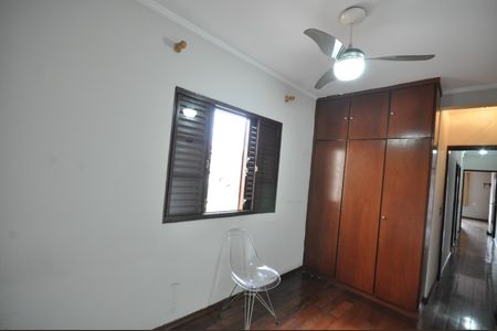 Casa à venda com 150m², 3 quartos e 3 vagasQuarto 2