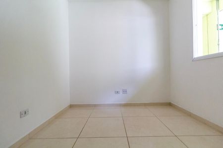 Quarto 1 de apartamento para alugar com 2 quartos, 40m² em Vila Ré, São Paulo