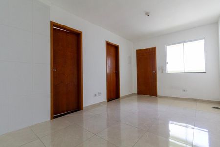 Sala e Cozinha de apartamento para alugar com 2 quartos, 40m² em Vila Ré, São Paulo