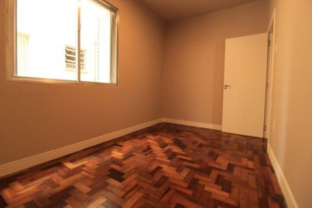 Quarto 2 de apartamento para alugar com 2 quartos, 50m² em Santana, Porto Alegre