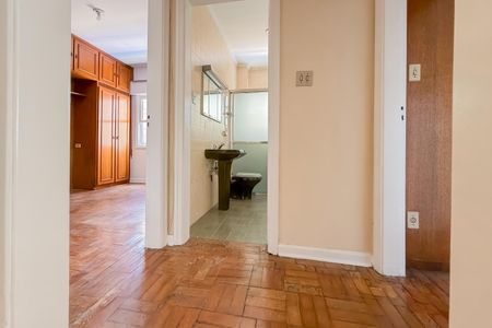 Corredor de apartamento à venda com 2 quartos, 98m² em Vila Mariana, São Paulo