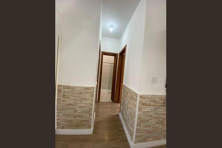 Corredor  de apartamento para alugar com 2 quartos, 70m² em Hípica, Porto Alegre