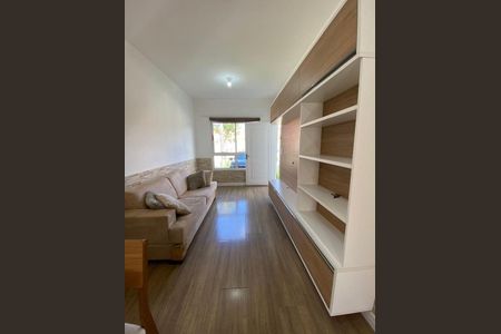 Sala  de apartamento para alugar com 2 quartos, 70m² em Hípica, Porto Alegre