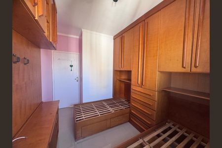 Apartamento para alugar com 75m², 3 quartos e 2 vagasQuarto