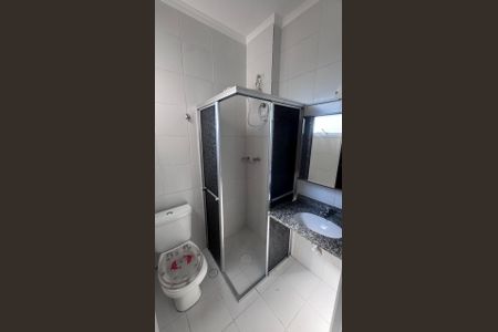 Apartamento para alugar com 75m², 3 quartos e 2 vagasBanheiro