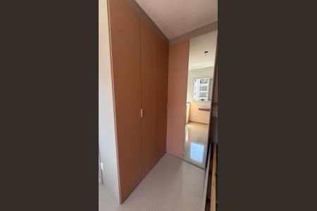 Apartamento para alugar com 75m², 3 quartos e 2 vagasQuarto