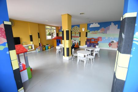 Apartamento para alugar com 52m², 2 quartos e sem vagaBrinquedoteca