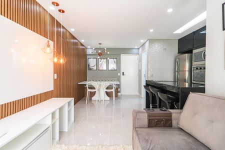 Apartamento para alugar com 1 quarto, 52m² em Alphaville Industrial, Barueri