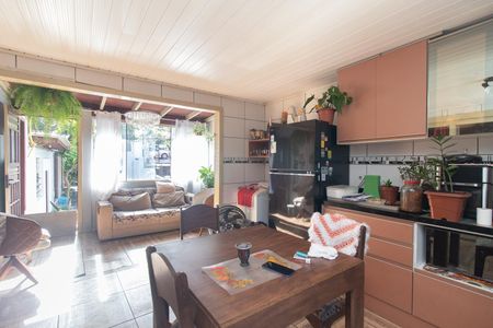 Sala/Cozinha de casa à venda com 1 quarto, 65m² em Nossa Senhora das Gracas, Porto Alegre