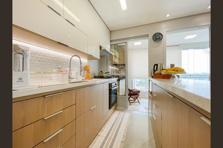 Apartamento à venda com 76m², 2 quartos e 2 vagasCozinha