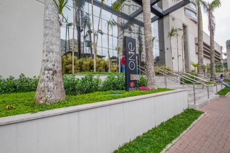 Apartamento à venda com 76m², 2 quartos e 2 vagasFachada