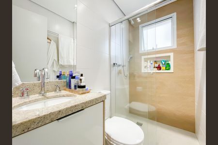 Apartamento à venda com 76m², 2 quartos e 2 vagasBanheiro da Suíte