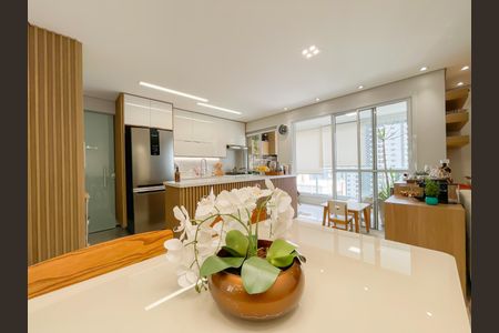 Apartamento à venda com 76m², 2 quartos e 2 vagasSala