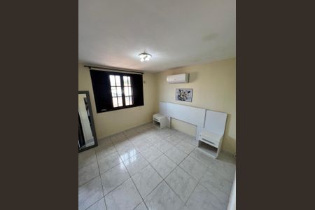 Quarto de casa para alugar com 3 quartos, 280m² em Itaipuaçu, Maricá