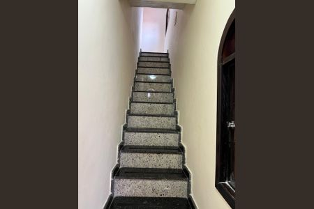 Casa para alugar com 280m², 3 quartos e 3 vagas Casa para alugar com 280m², 3 quartos e 3 vagasCorredor