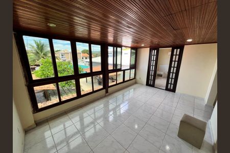 Sala de casa para alugar com 3 quartos, 280m² em Itaipuaçu, Maricá