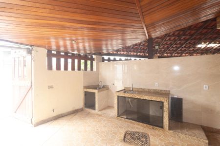 Casa para alugar com 90m², 3 quartos e 1 vagaVaranda