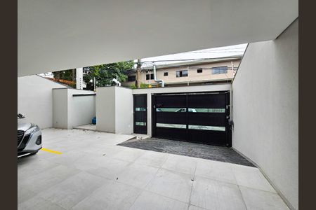 Apartamento à venda com 100m², 2 quartos e 2 vagas Apartamento à venda com 100m², 2 quartos e 2 vagasArea Comum - Garagem