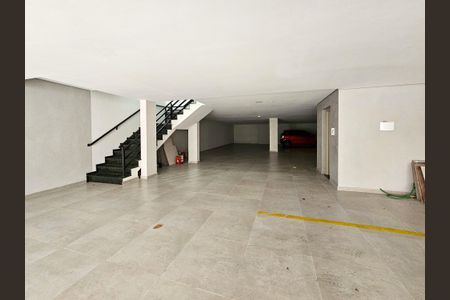 Apartamento à venda com 100m², 2 quartos e 2 vagas Apartamento à venda com 100m², 2 quartos e 2 vagasArea Comum - Garagem