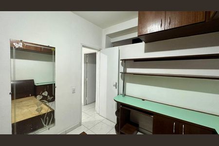 Quarto  de apartamento para alugar com 3 quartos, 68m² em Lagoinha, Belo Horizonte