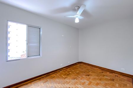 Apartamento à venda com 71m², 2 quartos e 2 vagasQuarto 2