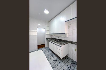 Apartamento à venda com 71m², 2 quartos e 2 vagasCozinha