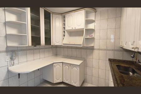 Apartamento para alugar com 55m², 2 quartos e 1 vagaCozinha