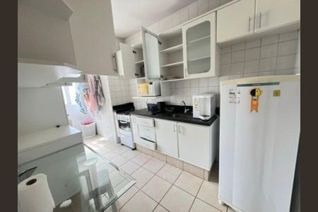 Cozinha de apartamento para alugar com 2 quartos, 68m² em Centro, Uberlândia