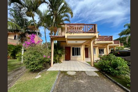 Casa de condomínio para alugar com 80m², 2 quartos e 1 vagaFachada