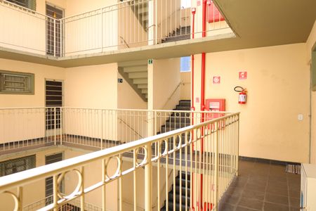 Apartamento para alugar com 59m², 3 quartos e 1 vagaÁrea comum - Saguão do andar
