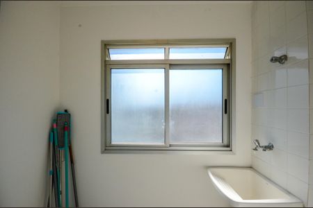 Apartamento para alugar com 80m², 2 quartos e 1 vagaÁrea de Serviço