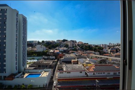 Apartamento para alugar com 80m², 2 quartos e 1 vagaÁrea de Serviço - Janela