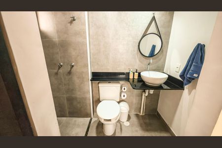 Apartamento à venda com 65m², 2 quartos e 1 vagaBanheiro da Suíte