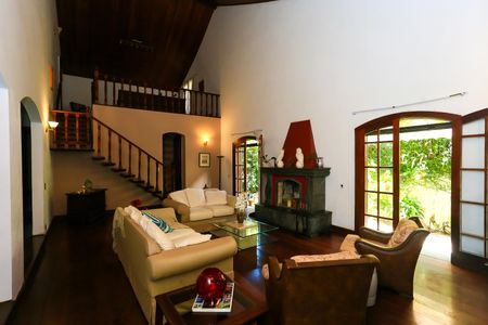 Casa à venda com 521m², 5 quartos e 4 vagas Casa à venda com 521m², 5 quartos e 4 vagassala 1