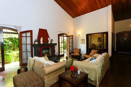 sala 1 de casa para alugar com 5 quartos, 521m² em Jardim Guedala, São Paulo