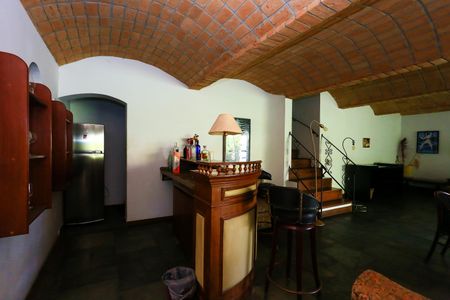 Casa à venda com 521m², 5 quartos e 4 vagas Casa à venda com 521m², 5 quartos e 4 vagasSalão de Festas