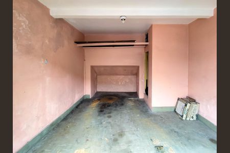 Casa à venda com 90m², 4 quartos e 2 vagas Casa à venda com 90m², 4 quartos e 2 vagasGaragem