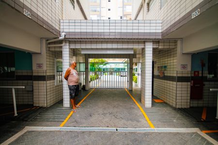 Studio para alugar com 40m², 1 quarto e 1 vaga Studio para alugar com 40m², 1 quarto e 1 vagaFachada e portaria