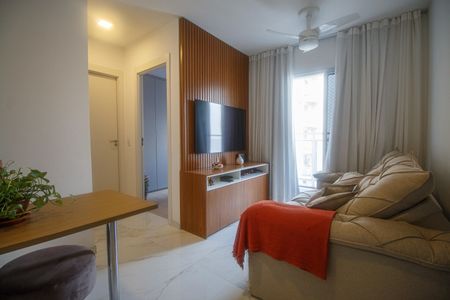 Sala de apartamento à venda com 2 quartos, 50m² em Santo Cristo, Rio de Janeiro